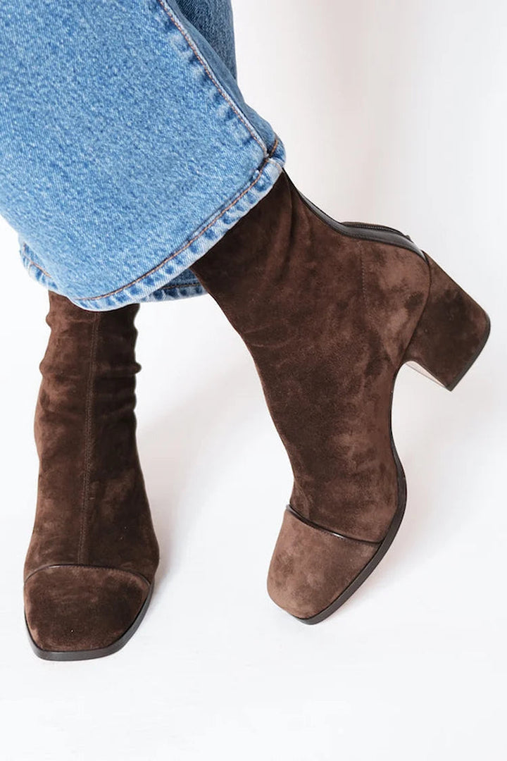 Ava | Elegant Heeled Boots